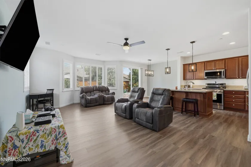 4838 Chromium, Sparks, Nevada 89436, 3 Bedrooms Bedrooms, ,2 BathroomsBathrooms,Residential,Residential,Chromium,0,260009614