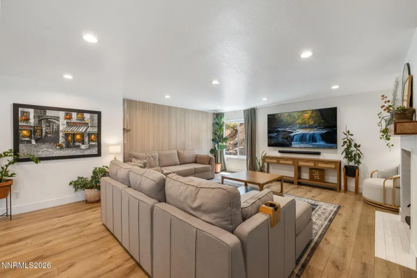 2880 Sagittarius, Reno, Nevada 89509, 4 Bedrooms Bedrooms, ,4 BathroomsBathrooms,Residential,Residential,Sagittarius,0,260009620