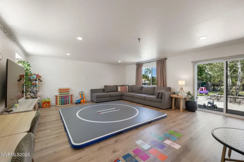 2880 Sagittarius, Reno, Nevada 89509, 4 Bedrooms Bedrooms, ,4 BathroomsBathrooms,Residential,Residential,Sagittarius,0,260009620