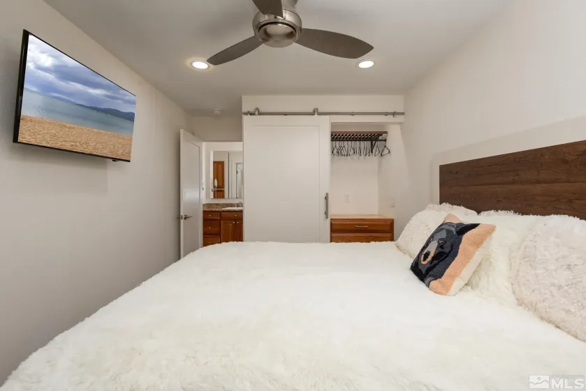3535 Lake Tahoe, South Lake Tahoe, California 96150, 1 Bedroom Bedrooms, ,1 BathroomBathrooms,Residential,Residential,Lake Tahoe,0,260009623