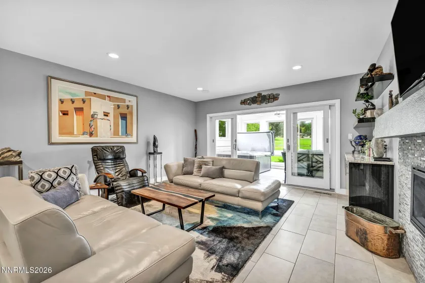 4865 Lakeridge, Reno, Nevada 89509, 3 Bedrooms Bedrooms, ,3 BathroomsBathrooms,Residential,Residential,Lakeridge,0,260009625