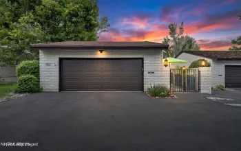 4865 Lakeridge, Reno, Nevada 89509, 3 Bedrooms Bedrooms, ,3 BathroomsBathrooms,Residential,Residential,Lakeridge,0,260009625