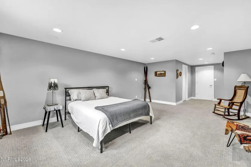 4865 Lakeridge, Reno, Nevada 89509, 3 Bedrooms Bedrooms, ,3 BathroomsBathrooms,Residential,Residential,Lakeridge,0,260009625