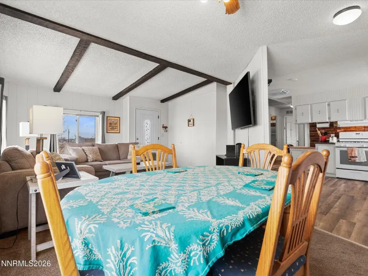 7815 Springfield, Silver Springs, Nevada 89429, 3 Bedrooms Bedrooms, ,2 BathroomsBathrooms,Residential,Residential,Springfield,0,260001978