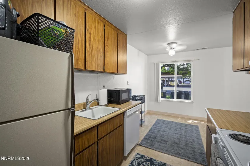 400 Saliman, Carson City, Nevada 89701, 2 Bedrooms Bedrooms, ,1 BathroomBathrooms,Residential,Residential,Saliman,0,260006798
