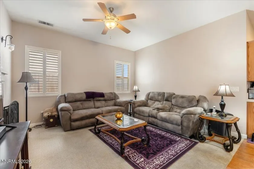 1445 Gold Cliff, Reno, Nevada 89521, 3 Bedrooms Bedrooms, ,2 BathroomsBathrooms,Residential,Residential,Gold Cliff,0,260009627
