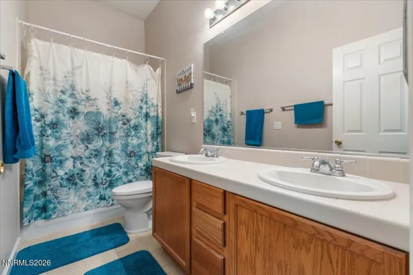 1445 Gold Cliff, Reno, Nevada 89521, 3 Bedrooms Bedrooms, ,2 BathroomsBathrooms,Residential,Residential,Gold Cliff,0,260009627