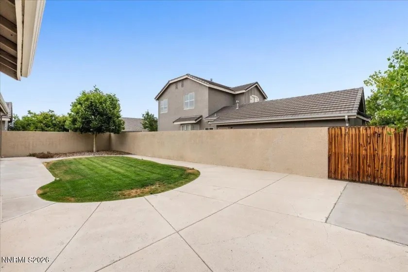 1445 Gold Cliff, Reno, Nevada 89521, 3 Bedrooms Bedrooms, ,2 BathroomsBathrooms,Residential,Residential,Gold Cliff,0,260009627