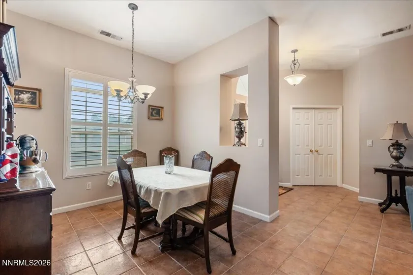1445 Gold Cliff, Reno, Nevada 89521, 3 Bedrooms Bedrooms, ,2 BathroomsBathrooms,Residential,Residential,Gold Cliff,0,260009627