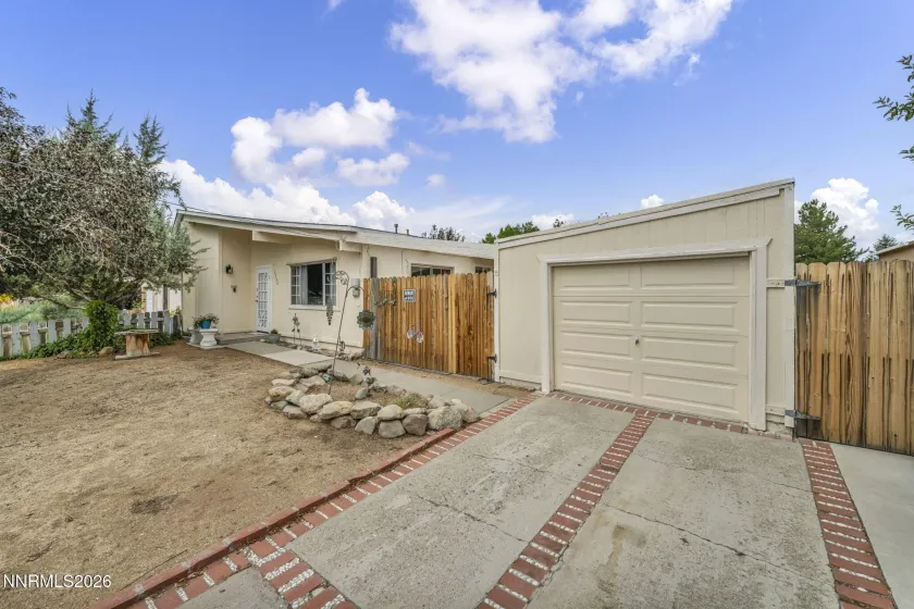 13540 Mount Shasta, Reno, Nevada 89506, 3 Bedrooms Bedrooms, ,1 BathroomBathrooms,Residential,Residential,Mount Shasta,0,260009632