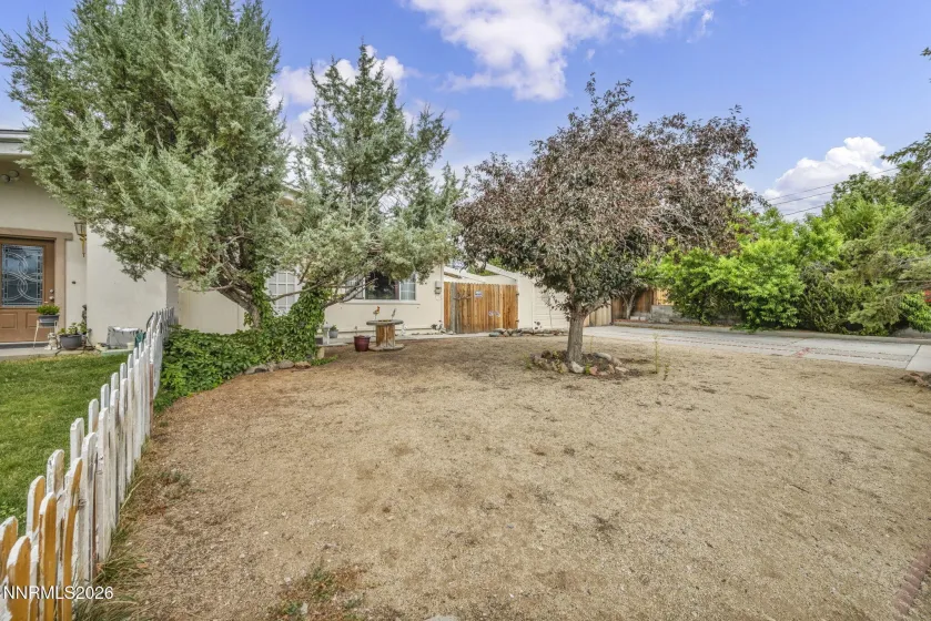 13540 Mount Shasta, Reno, Nevada 89506, 3 Bedrooms Bedrooms, ,1 BathroomBathrooms,Residential,Residential,Mount Shasta,0,260009632