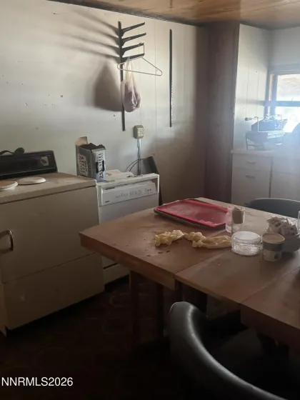 1555 Elmhurst, Lovelock, Nevada 89419, 3 Bedrooms Bedrooms, ,1 BathroomBathrooms,Residential,Residential,Elmhurst,0,260009637