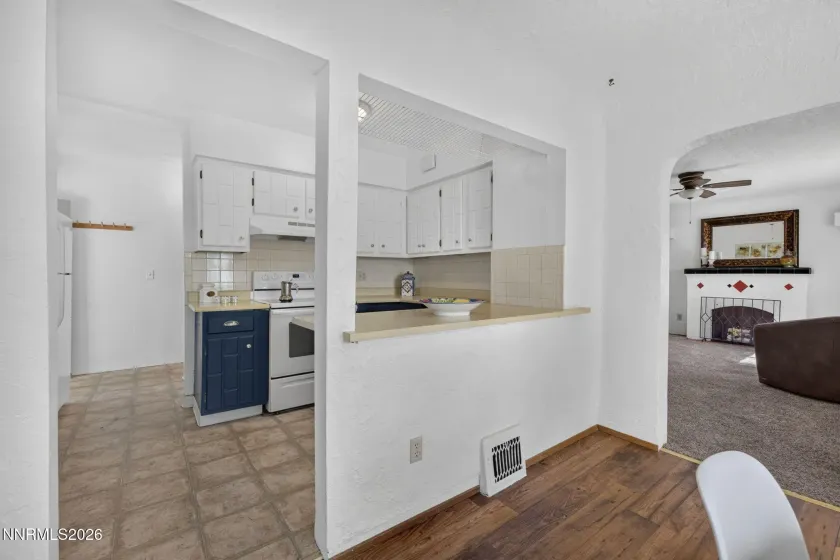1207 Lander, Reno, Nevada 89509, 2 Bedrooms Bedrooms, ,2 BathroomsBathrooms,Residential,Residential,Lander,0,260009639