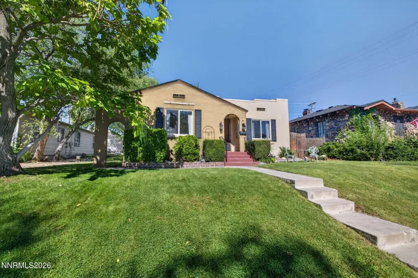 1207 Lander, Reno, Nevada 89509, 2 Bedrooms Bedrooms, ,2 BathroomsBathrooms,Residential,Residential,Lander,0,260009639