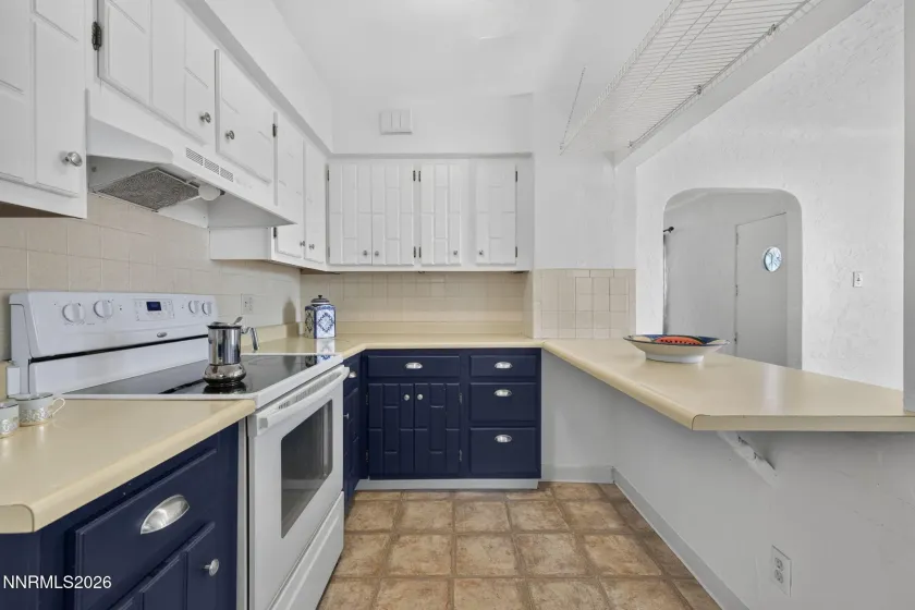 1207 Lander, Reno, Nevada 89509, 2 Bedrooms Bedrooms, ,2 BathroomsBathrooms,Residential,Residential,Lander,0,260009639