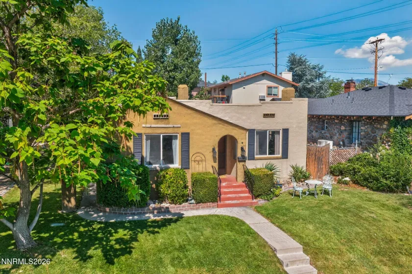 1207 Lander, Reno, Nevada 89509, 2 Bedrooms Bedrooms, ,2 BathroomsBathrooms,Residential,Residential,Lander,0,260009639