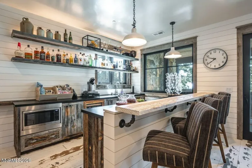 3551 Cutoff, Carson City, Nevada 89705, 5 Bedrooms Bedrooms, ,6 BathroomsBathrooms,Residential,Residential,Cutoff,0,260009642