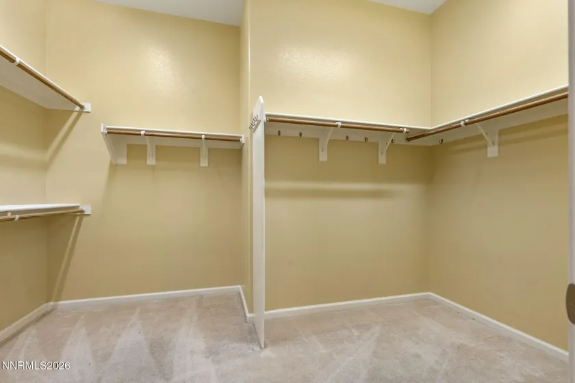 5070 Chappelet, Sparks, Nevada 89436, 4 Bedrooms Bedrooms, ,3 BathroomsBathrooms,Residential,Residential,Chappelet,0,260009652