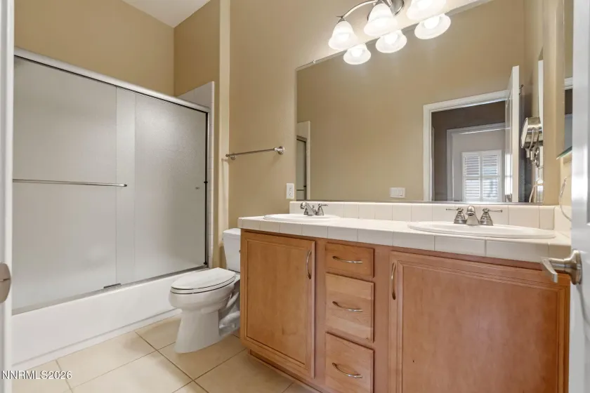 5070 Chappelet, Sparks, Nevada 89436, 4 Bedrooms Bedrooms, ,3 BathroomsBathrooms,Residential,Residential,Chappelet,0,260009652
