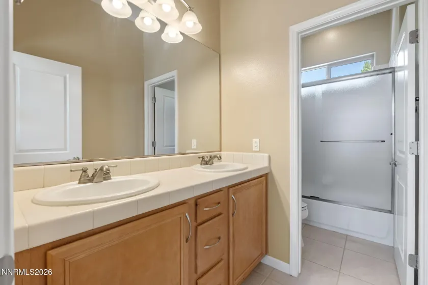 5070 Chappelet, Sparks, Nevada 89436, 4 Bedrooms Bedrooms, ,3 BathroomsBathrooms,Residential,Residential,Chappelet,0,260009652