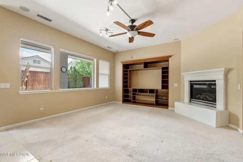 5070 Chappelet, Sparks, Nevada 89436, 4 Bedrooms Bedrooms, ,3 BathroomsBathrooms,Residential,Residential,Chappelet,0,260009652