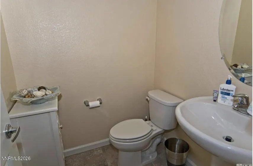 3006 Sterling Ridge, Sparks, Nevada 89431, 2 Bedrooms Bedrooms, ,3 BathroomsBathrooms,Residential,Residential,Sterling Ridge,0,260009653