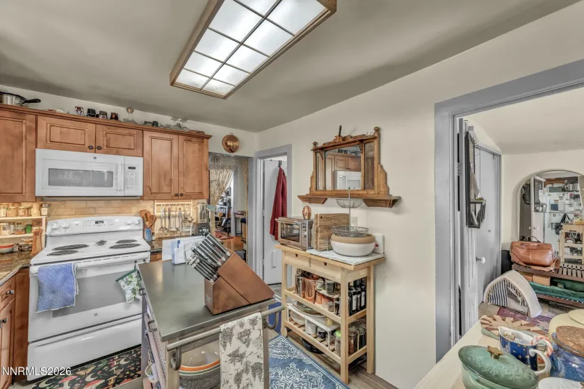 608 Nevada, Carson City, Nevada 89703, 2 Bedrooms Bedrooms, ,1 BathroomBathrooms,Residential,Residential,Nevada,0,260009654