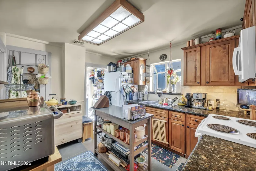 608 Nevada, Carson City, Nevada 89703, 2 Bedrooms Bedrooms, ,1 BathroomBathrooms,Residential,Residential,Nevada,0,260009654