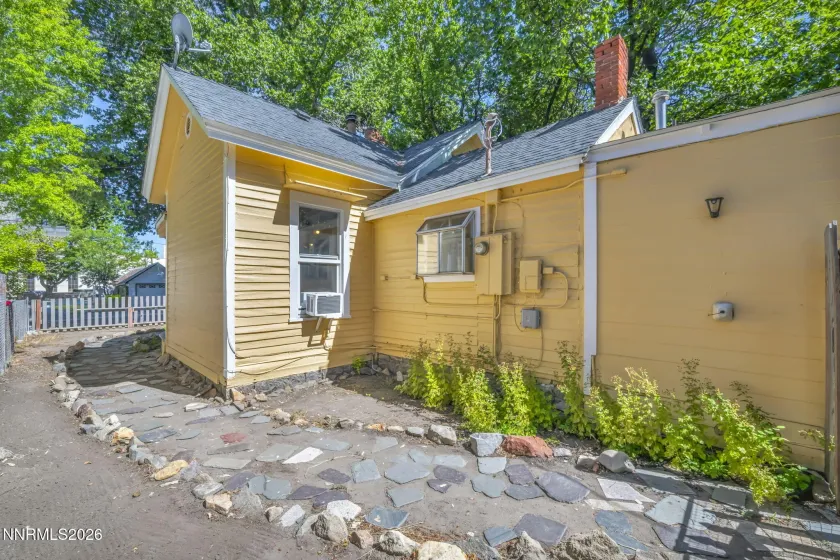 608 Nevada, Carson City, Nevada 89703, 2 Bedrooms Bedrooms, ,1 BathroomBathrooms,Residential,Residential,Nevada,0,260009654