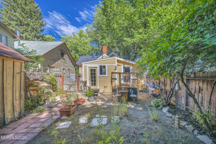 608 Nevada, Carson City, Nevada 89703, 2 Bedrooms Bedrooms, ,1 BathroomBathrooms,Residential,Residential,Nevada,0,260009654