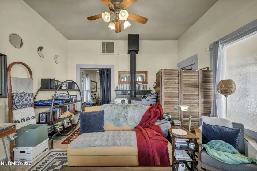 608 Nevada, Carson City, Nevada 89703, 2 Bedrooms Bedrooms, ,1 BathroomBathrooms,Residential,Residential,Nevada,0,260009654