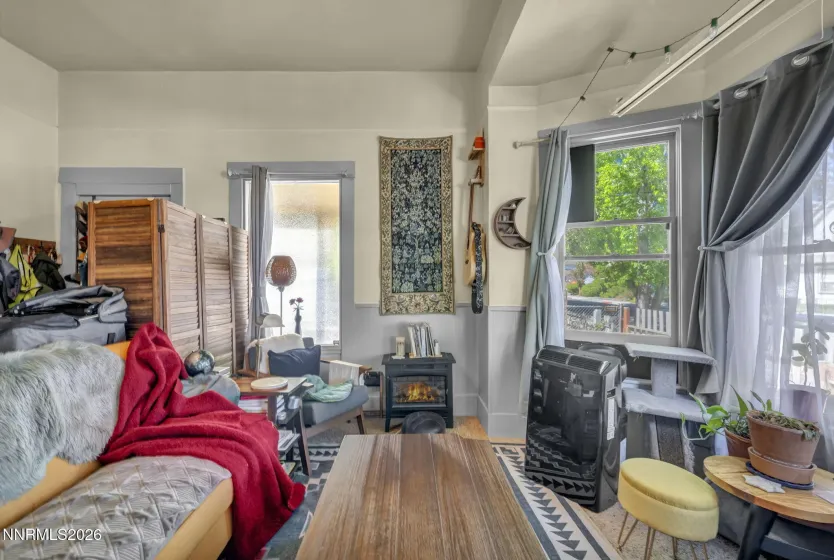 608 Nevada, Carson City, Nevada 89703, 2 Bedrooms Bedrooms, ,1 BathroomBathrooms,Residential,Residential,Nevada,0,260009654