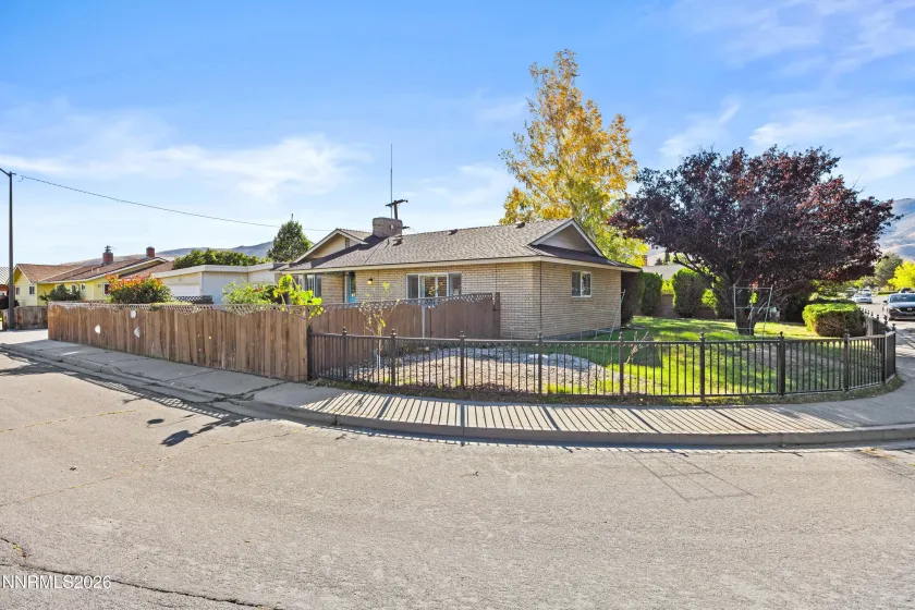 601 Ivy, Carson City, Nevada 89703, 4 Bedrooms Bedrooms, ,2 BathroomsBathrooms,Residential,Residential,Ivy,0,260009658