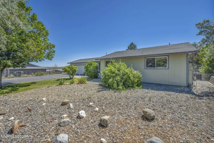 2440 Seneca, Reno, Nevada 89506, 3 Bedrooms Bedrooms, ,2 BathroomsBathrooms,Residential,Residential,Seneca,0,260009661