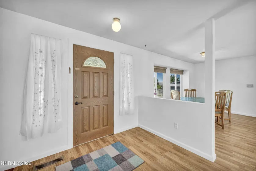 2440 Seneca, Reno, Nevada 89506, 3 Bedrooms Bedrooms, ,2 BathroomsBathrooms,Residential,Residential,Seneca,0,260009661