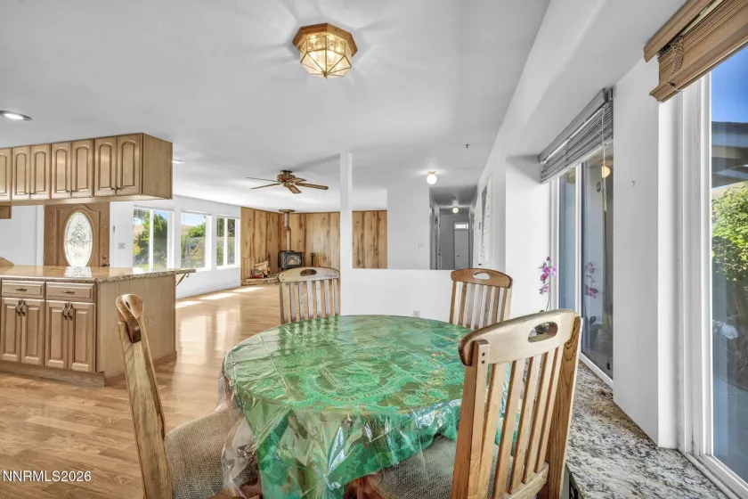 2440 Seneca, Reno, Nevada 89506, 3 Bedrooms Bedrooms, ,2 BathroomsBathrooms,Residential,Residential,Seneca,0,260009661