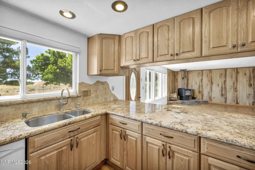 2440 Seneca, Reno, Nevada 89506, 3 Bedrooms Bedrooms, ,2 BathroomsBathrooms,Residential,Residential,Seneca,0,260009661