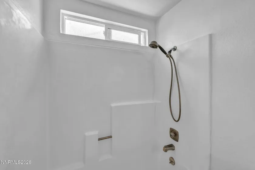 2440 Seneca, Reno, Nevada 89506, 3 Bedrooms Bedrooms, ,2 BathroomsBathrooms,Residential,Residential,Seneca,0,260009661