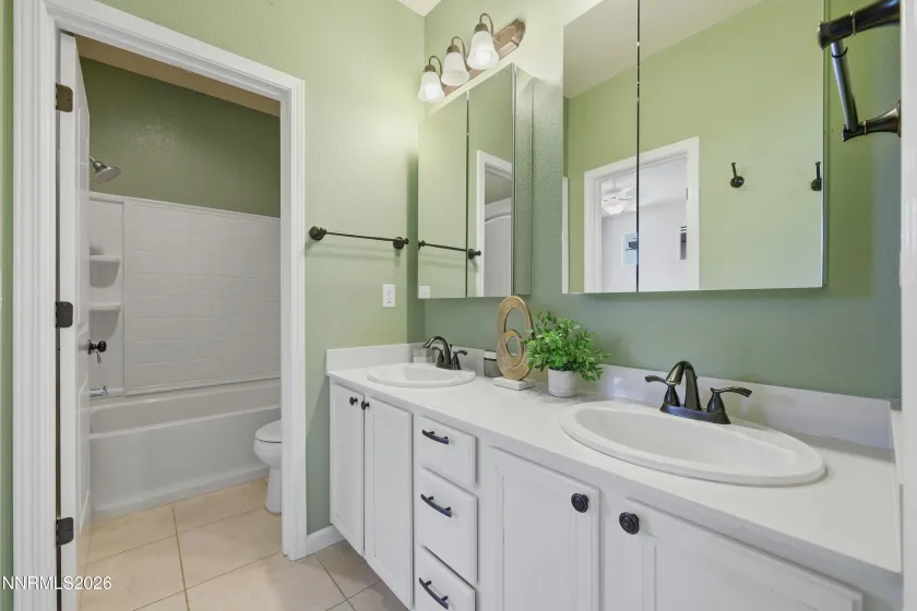 2360 Maple Leaf, Reno, Nevada 89523, 4 Bedrooms Bedrooms, ,4 BathroomsBathrooms,Residential,Residential,Maple Leaf,0,260009630