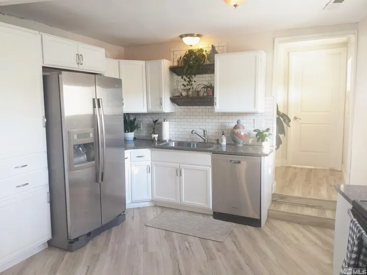 8155 Leroy, Reno, Nevada 89523, 3 Bedrooms Bedrooms, ,2 BathroomsBathrooms,Residential,Residential,Leroy,0,260009666