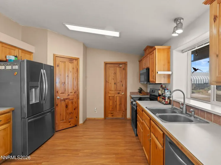 4900 Range Land, Reno, Nevada 89510, 4 Bedrooms Bedrooms, ,3 BathroomsBathrooms,Residential,Residential,Range Land,0,260009671