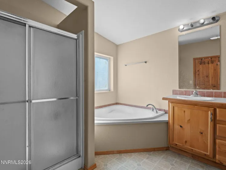 4900 Range Land, Reno, Nevada 89510, 4 Bedrooms Bedrooms, ,3 BathroomsBathrooms,Residential,Residential,Range Land,0,260009671