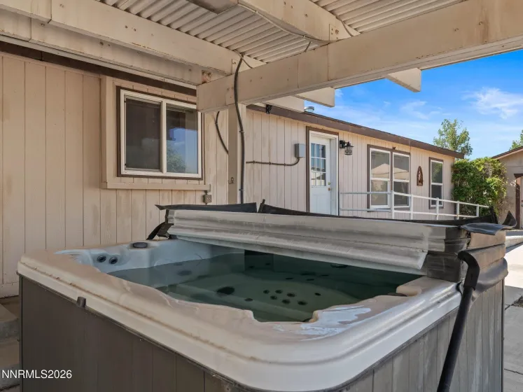 4900 Range Land, Reno, Nevada 89510, 4 Bedrooms Bedrooms, ,3 BathroomsBathrooms,Residential,Residential,Range Land,0,260009671