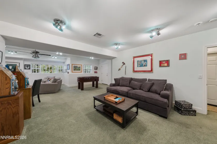 BONUS ROOM