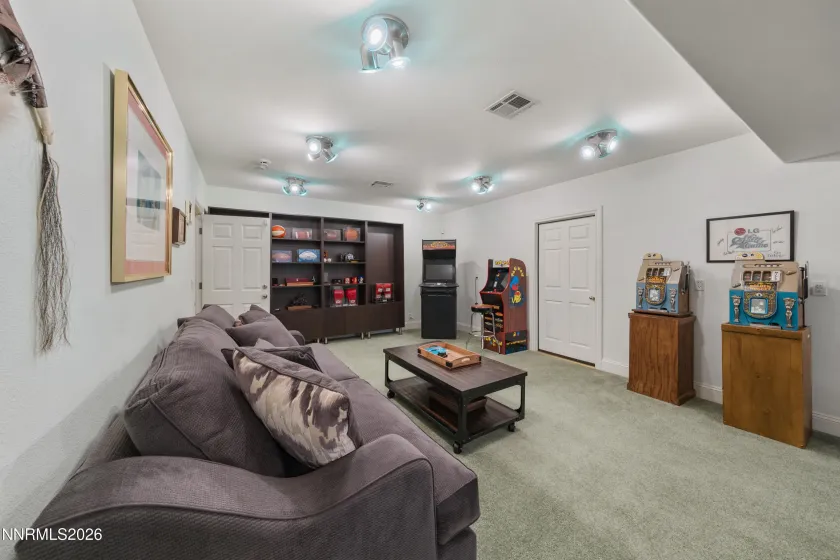 BONUS ROOM