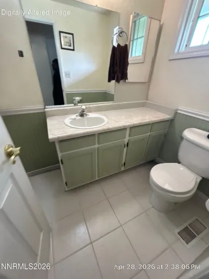 1820 Fairlie, Sparks, Nevada 89434, 3 Bedrooms Bedrooms, ,2 BathroomsBathrooms,Residential,Residential,Fairlie,0,260009673