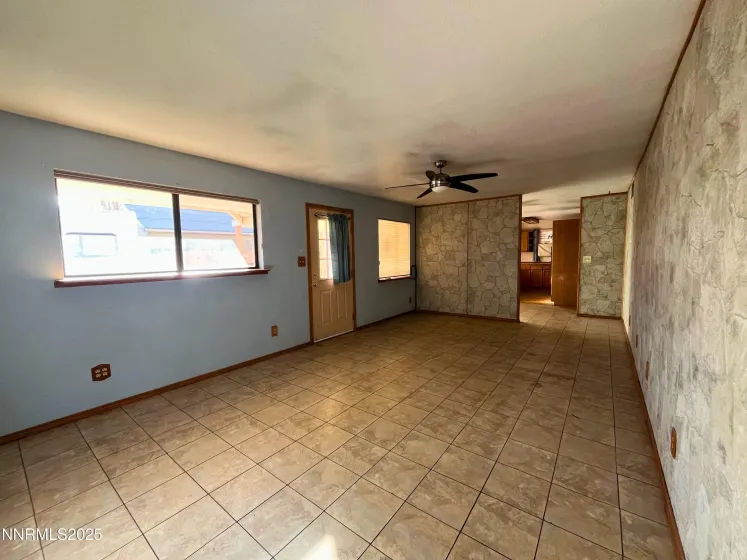 645 K, Hawthorne, Nevada 89415, 3 Bedrooms Bedrooms, ,2 BathroomsBathrooms,Residential,Residential,K,0,260000419