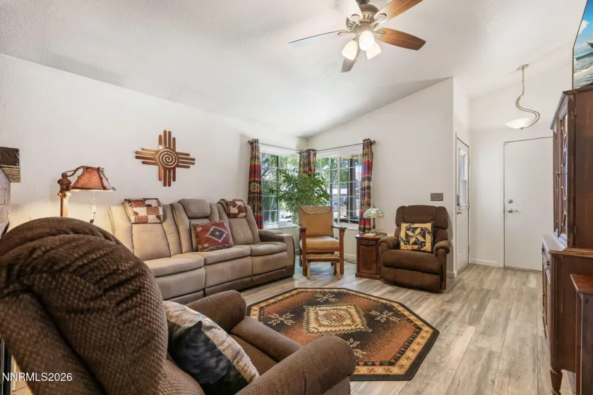 2643 Pinebrook, Carson City, Nevada 89701, 2 Bedrooms Bedrooms, ,2 BathroomsBathrooms,Residential,Residential,Pinebrook,0,260009676