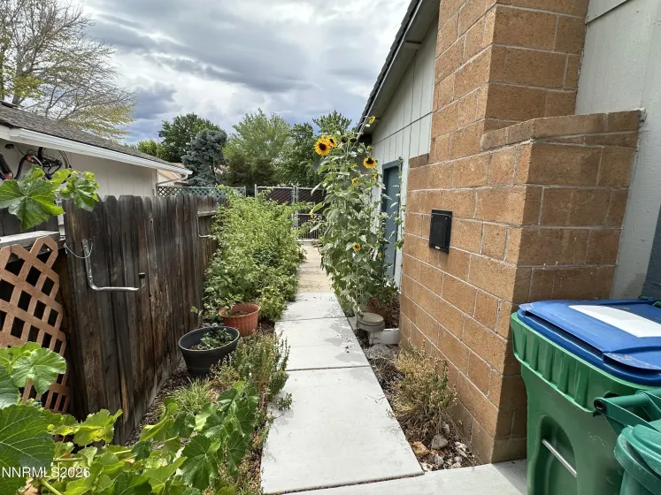 3960 Parque Verde, Reno, Nevada 89502, 3 Bedrooms Bedrooms, ,2 BathroomsBathrooms,Residential,Residential,Parque Verde,0,260009680