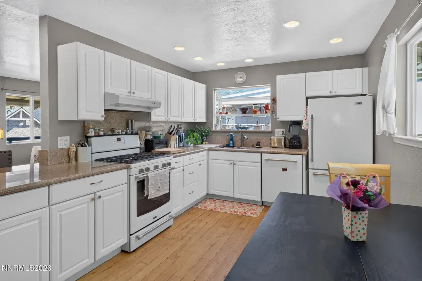 455 Ardmore, Reno, Nevada 89509, 4 Bedrooms Bedrooms, ,2 BathroomsBathrooms,Residential,Residential,Ardmore,0,260009682